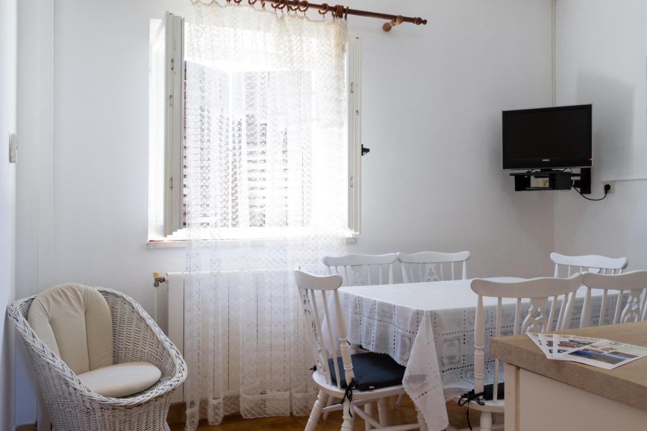 Apartmani Fides Lumbarda Kültér fotó