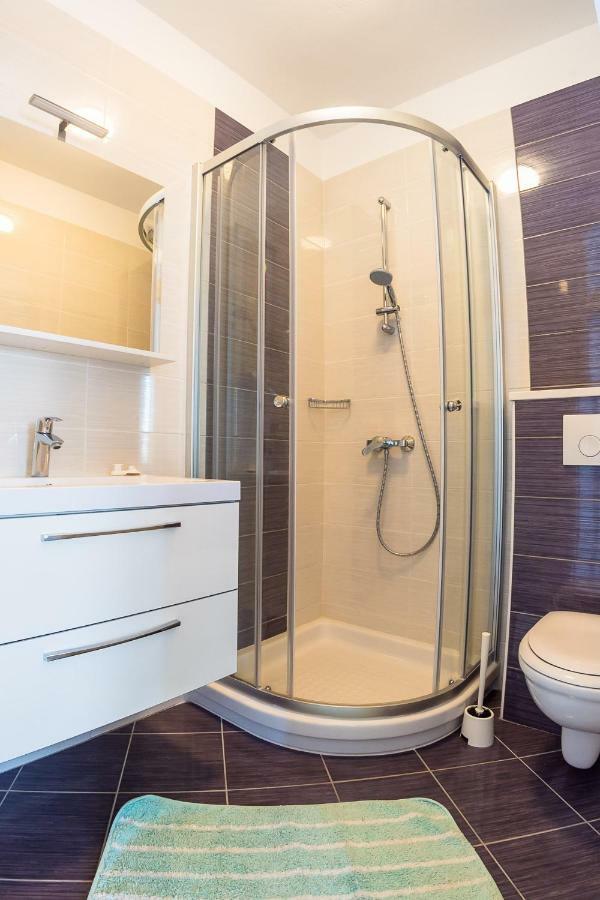 Apartmani Fides Lumbarda Szoba fotó